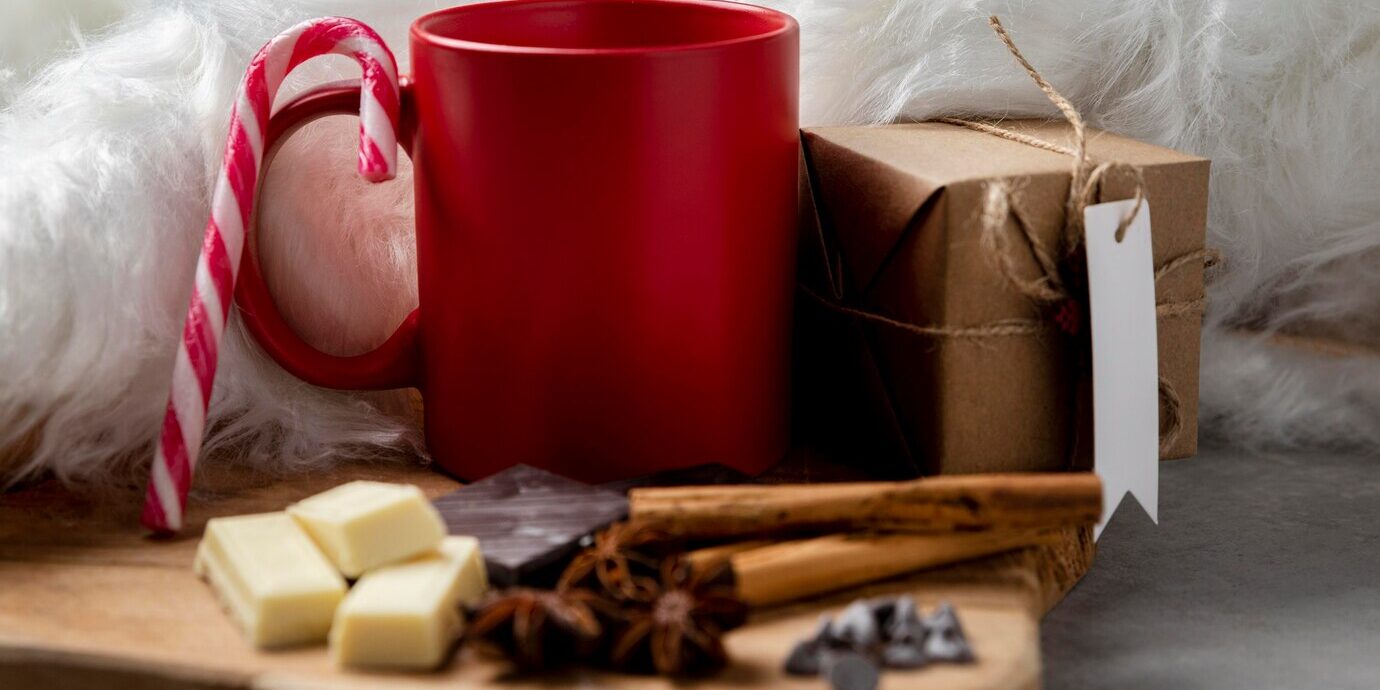 widok-z-przodu-elementow-zimowej-hygge_23-2148715903